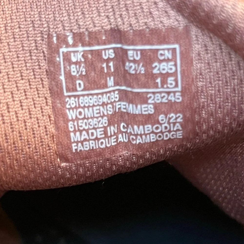 Clarks Women's Jaunt Lo Hiking Boot in Taupe Combi Size 11 Outdoor Gorpcore Boho